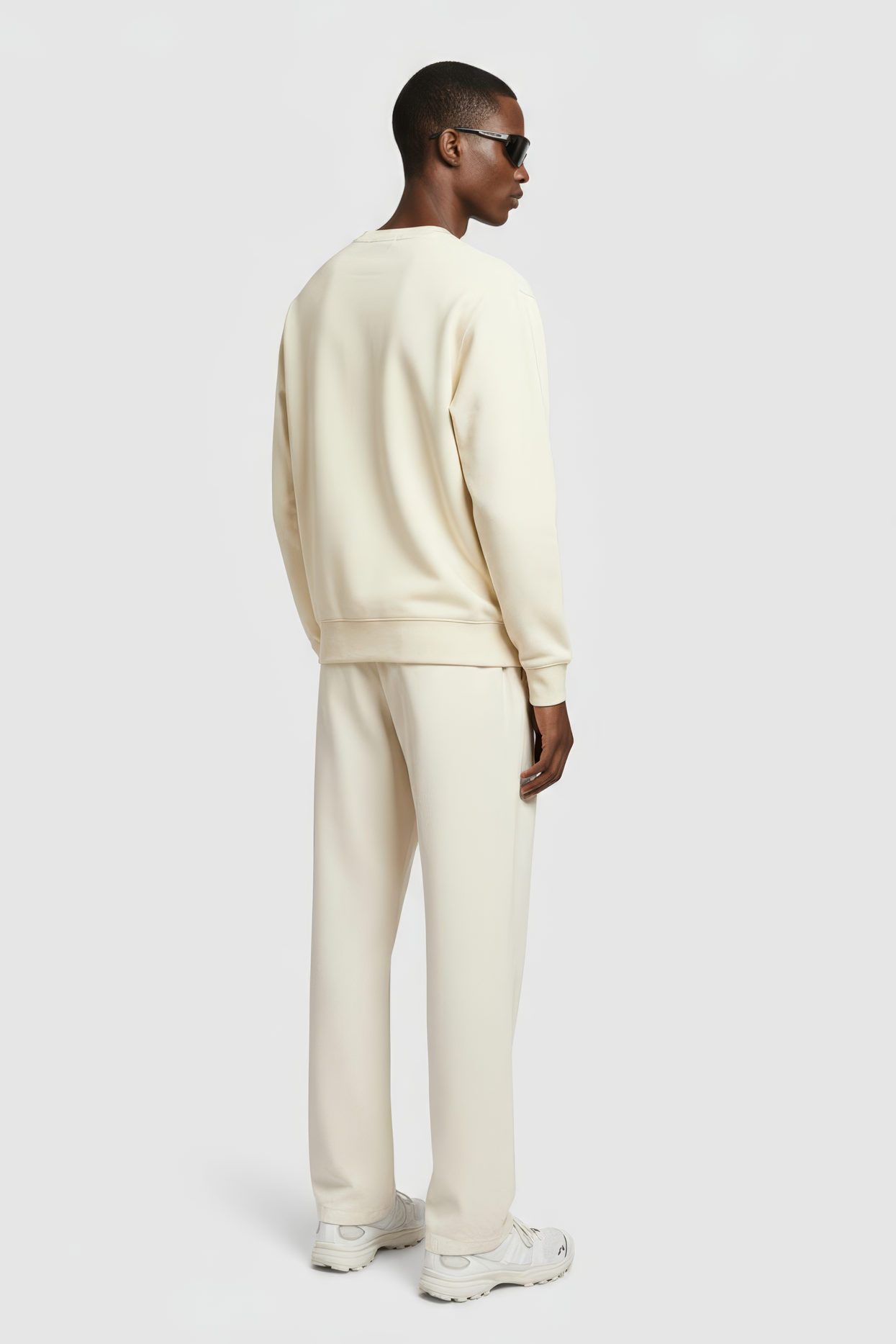 Pillar Crewneck