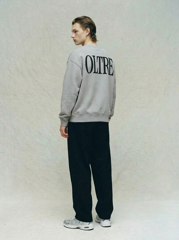 Oltre Crewneck