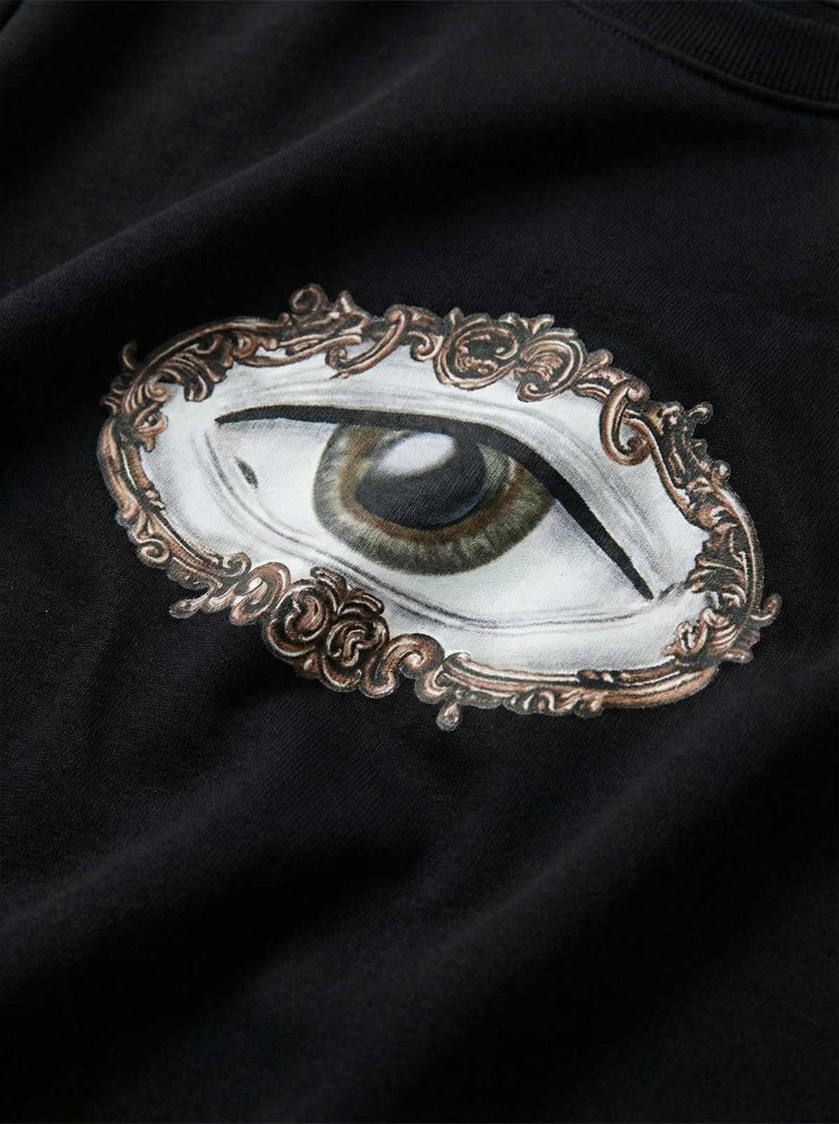 Vigilans Crewneck in black, print detail