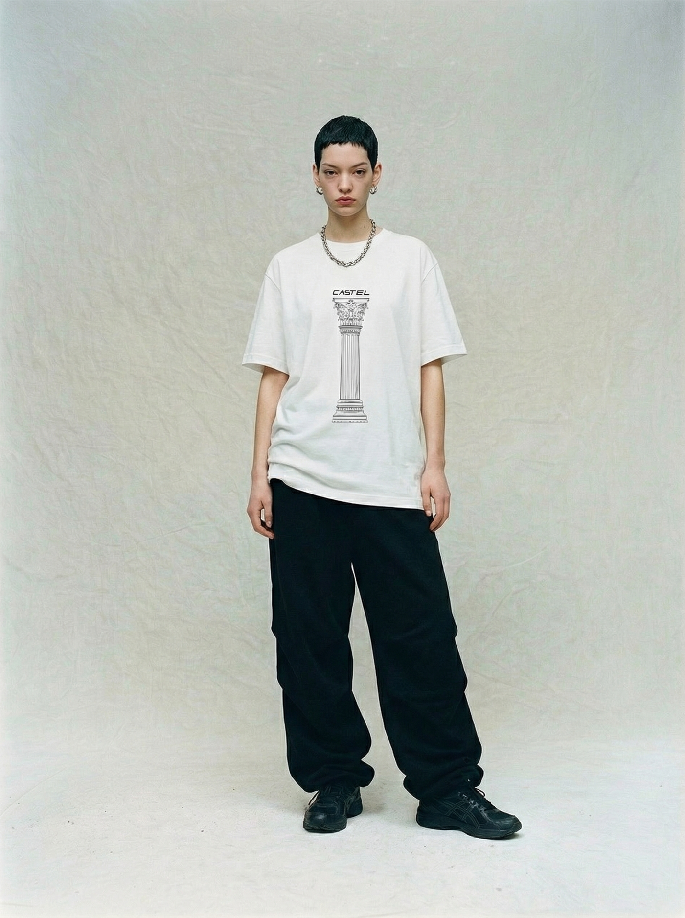 Pila Tee