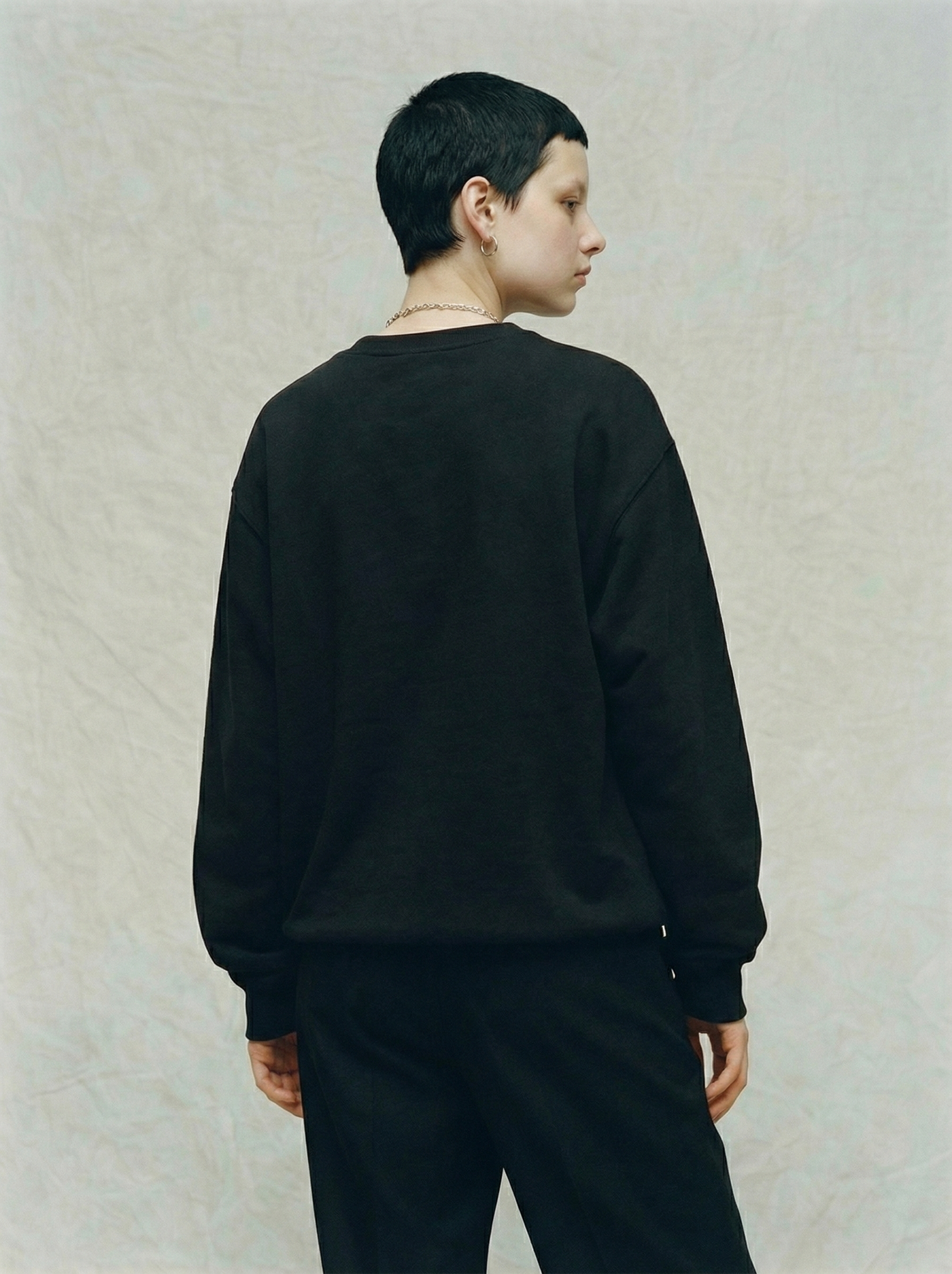 Manus Dei Crewneck
