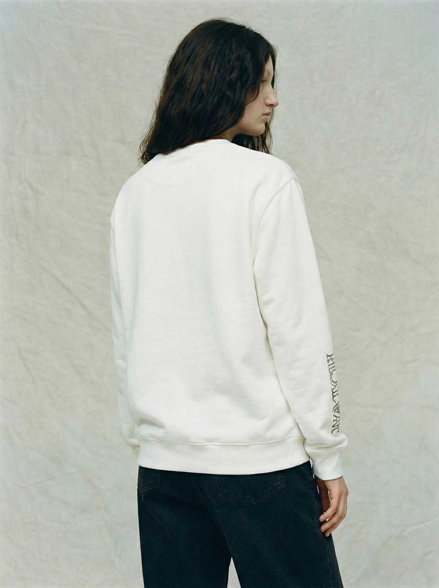 Vigilans Crewneck