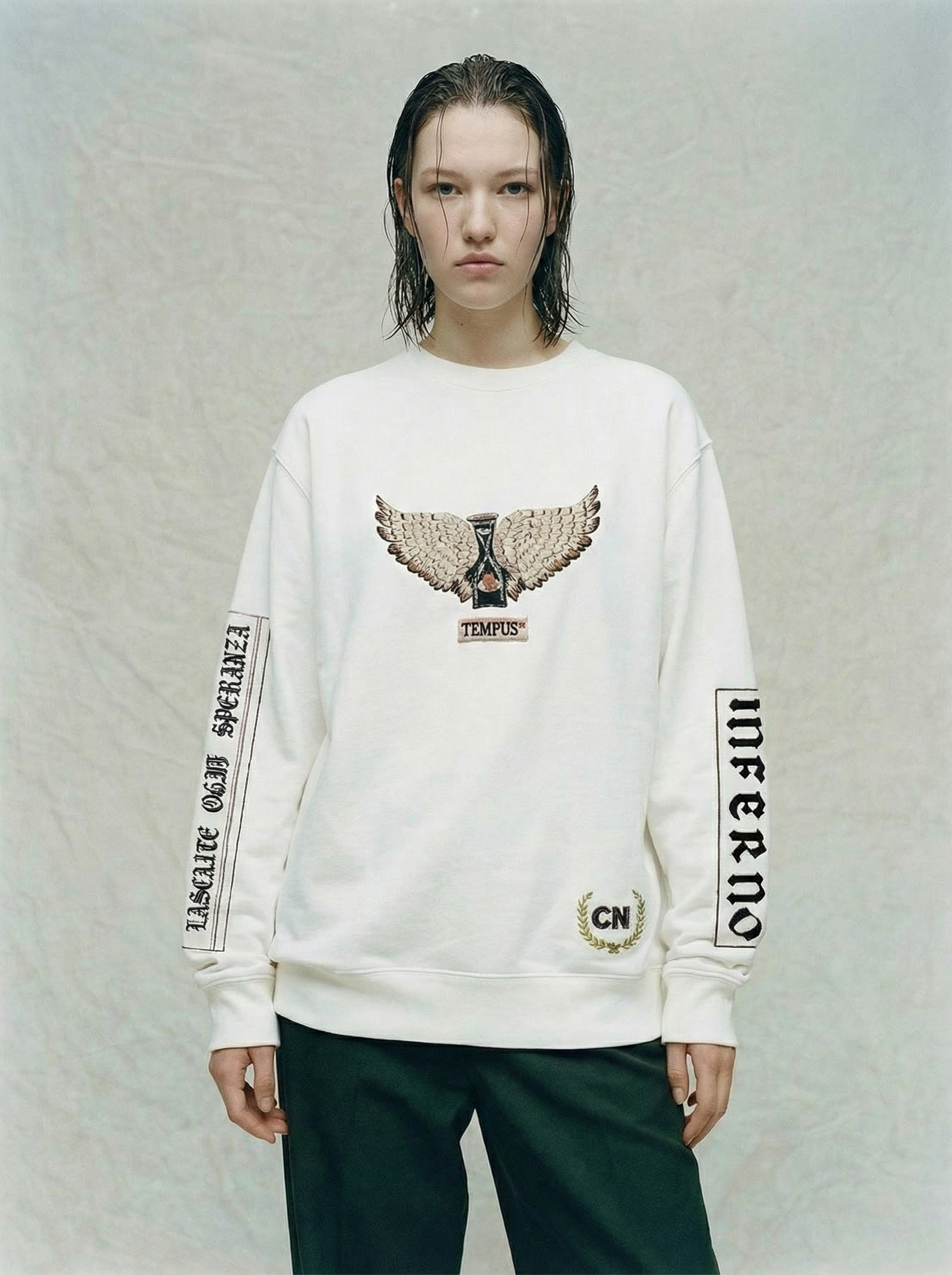 Tempus Crewneck