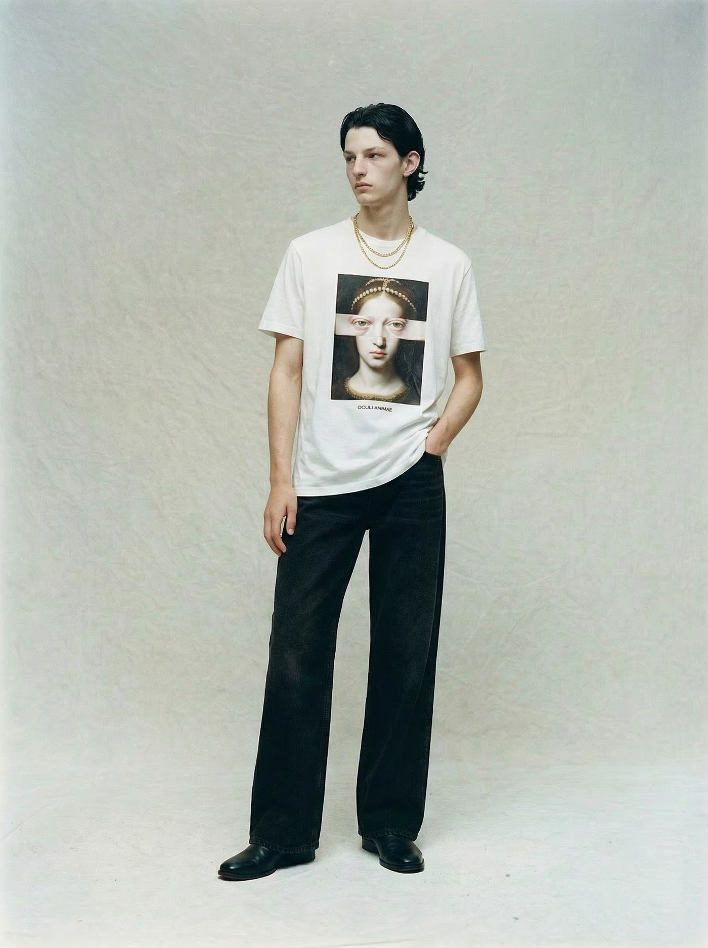 Vultus Tee