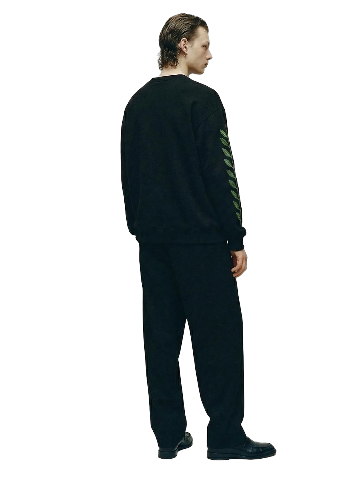 Civitas Crewneck in black, men's cut