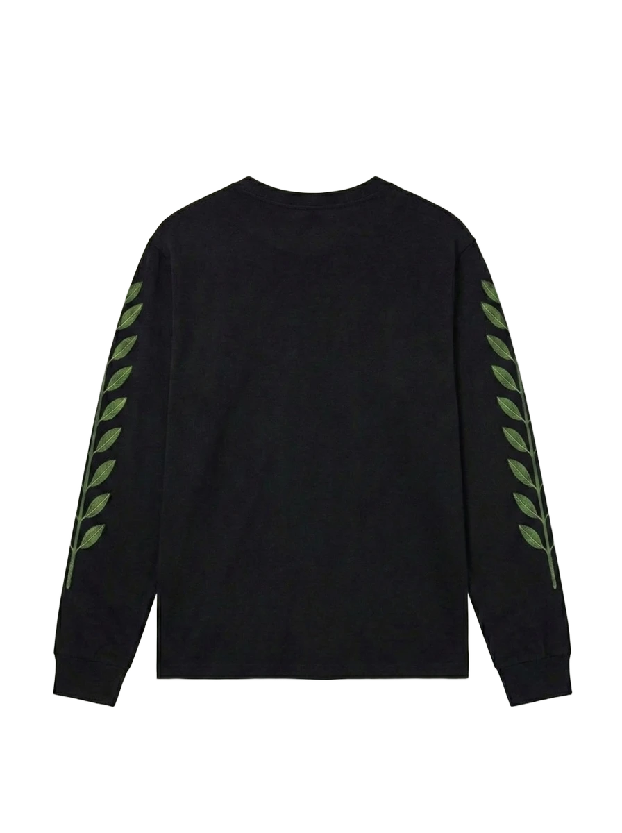 Civitas Crewneck in black, women's cut