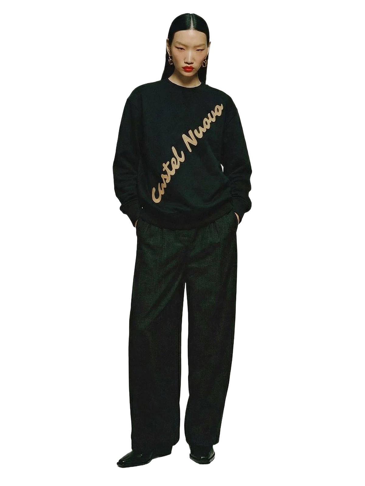 Diagonal Script Crewneck in black, women's cut