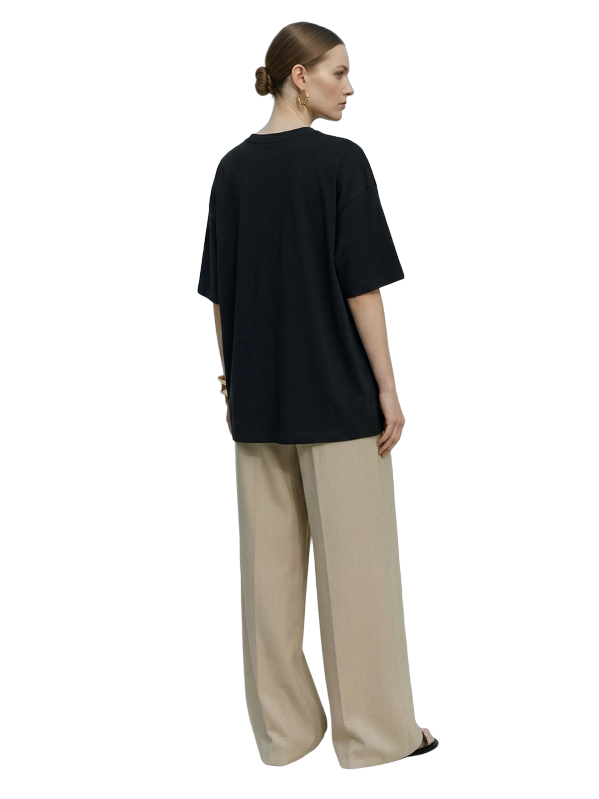 Elsewhere Tee in black, women's cut