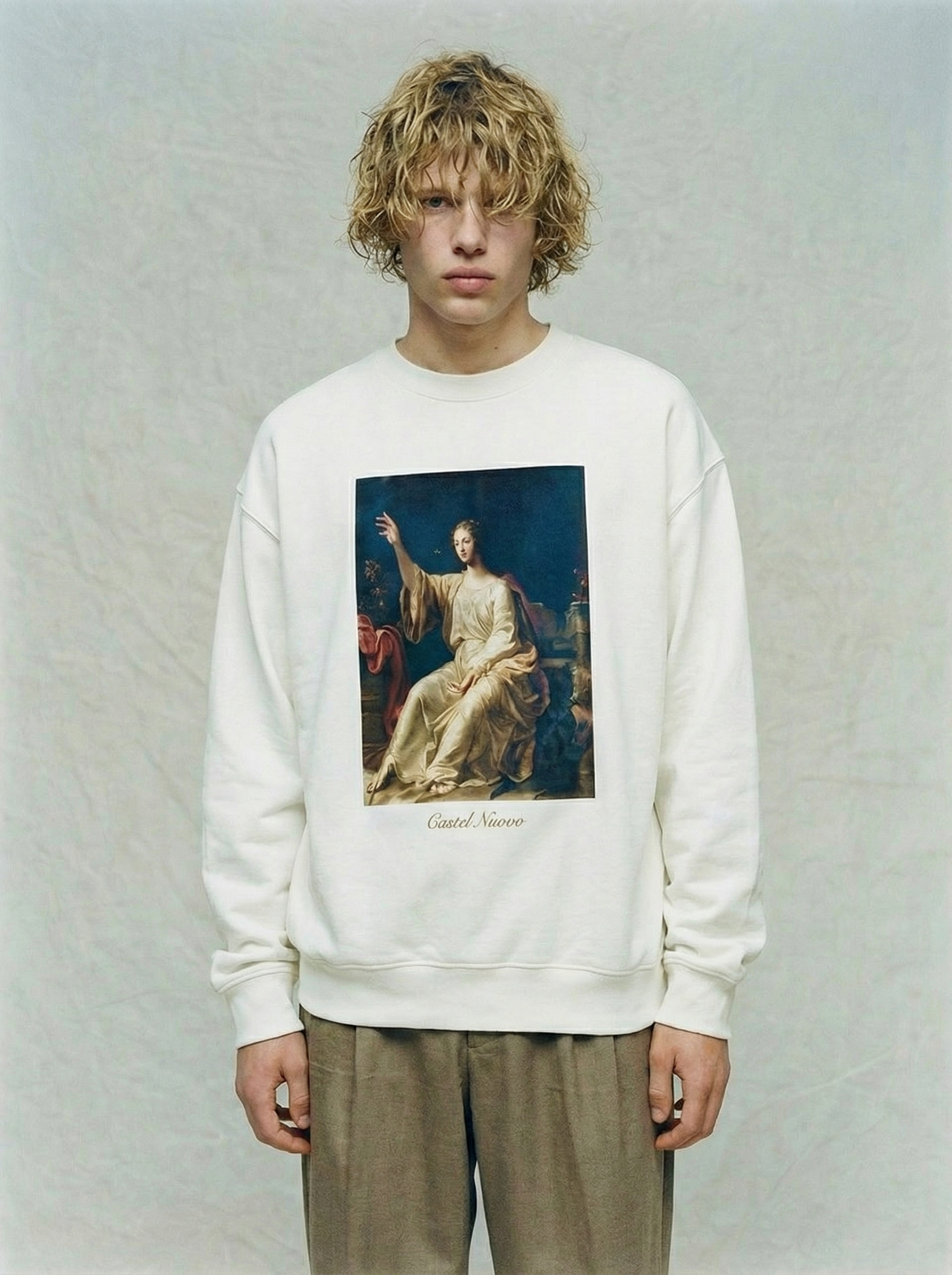 Manus Dei Crewneck