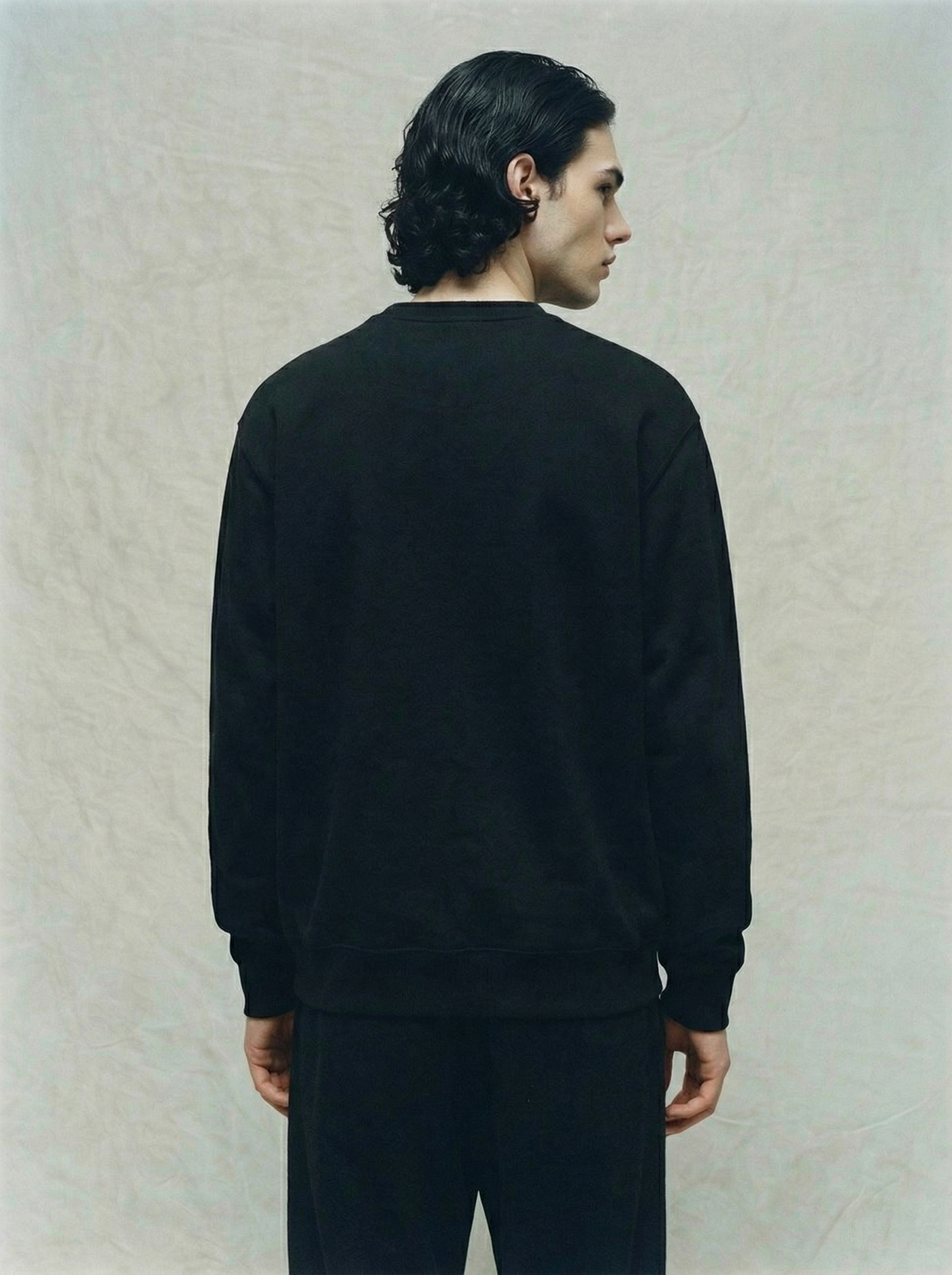Manus Dei Crewneck