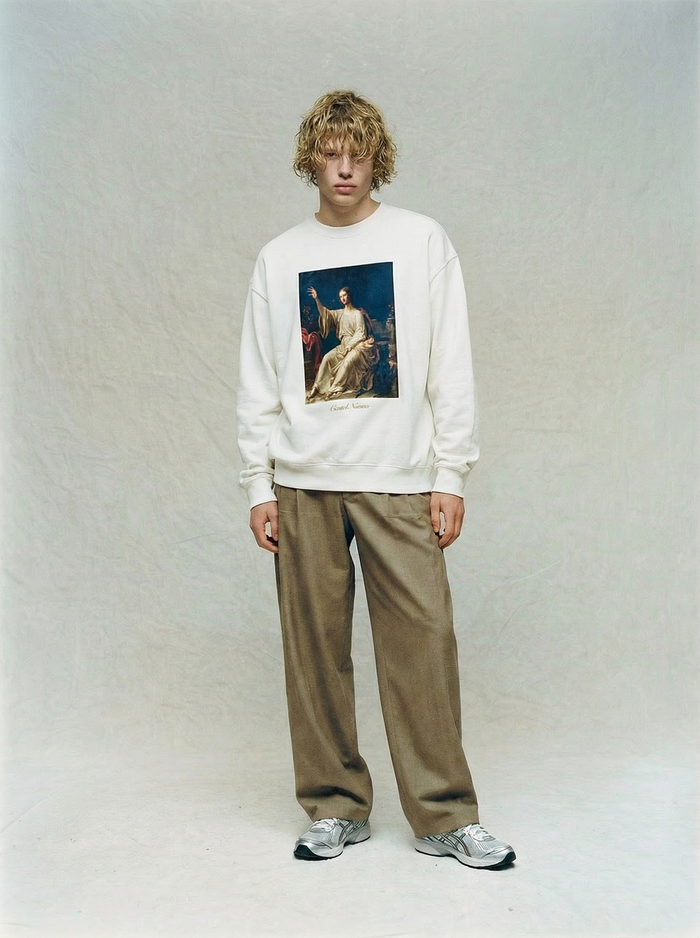 Manus Dei Crewneck