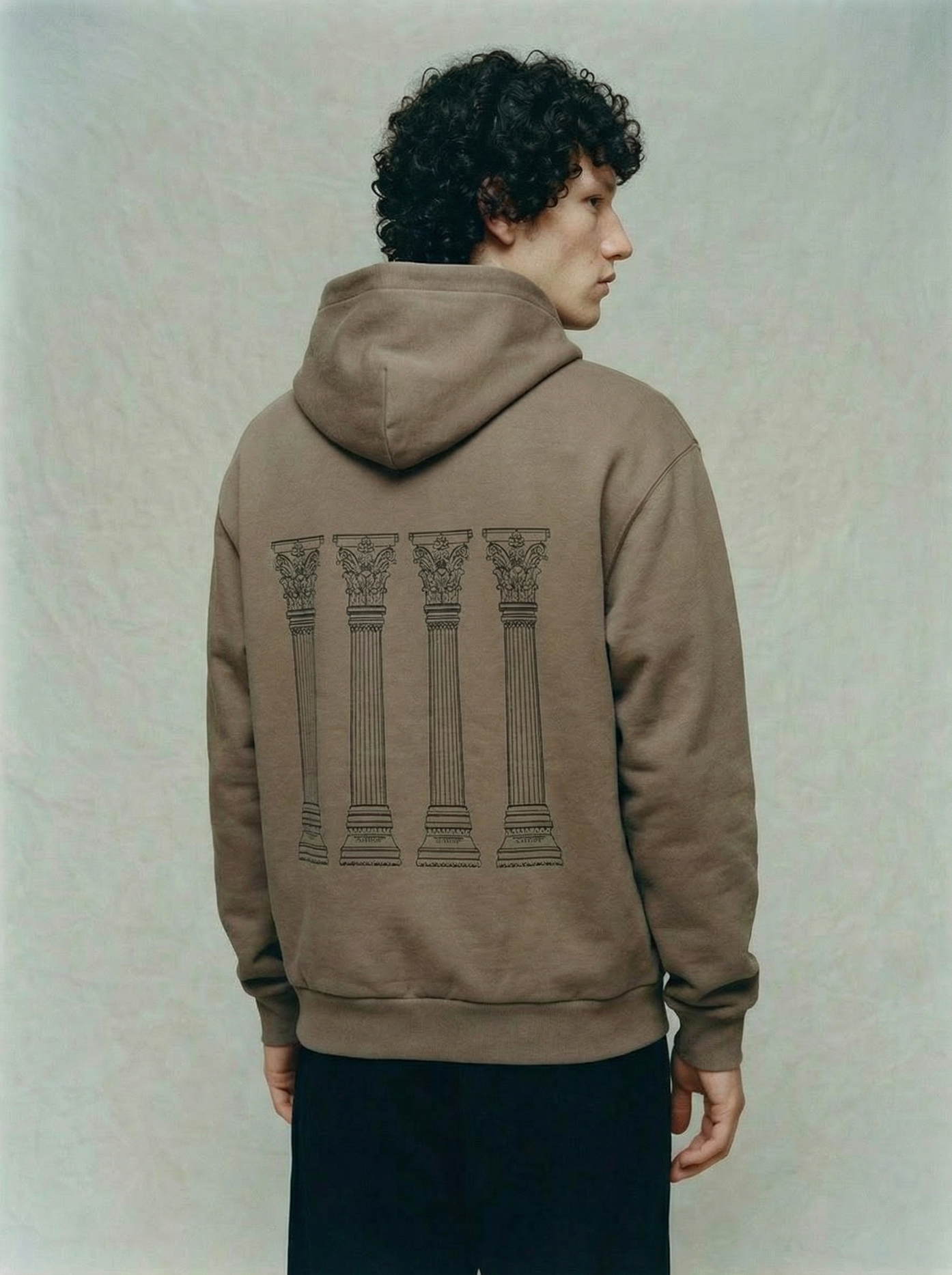 Pila Hoodie