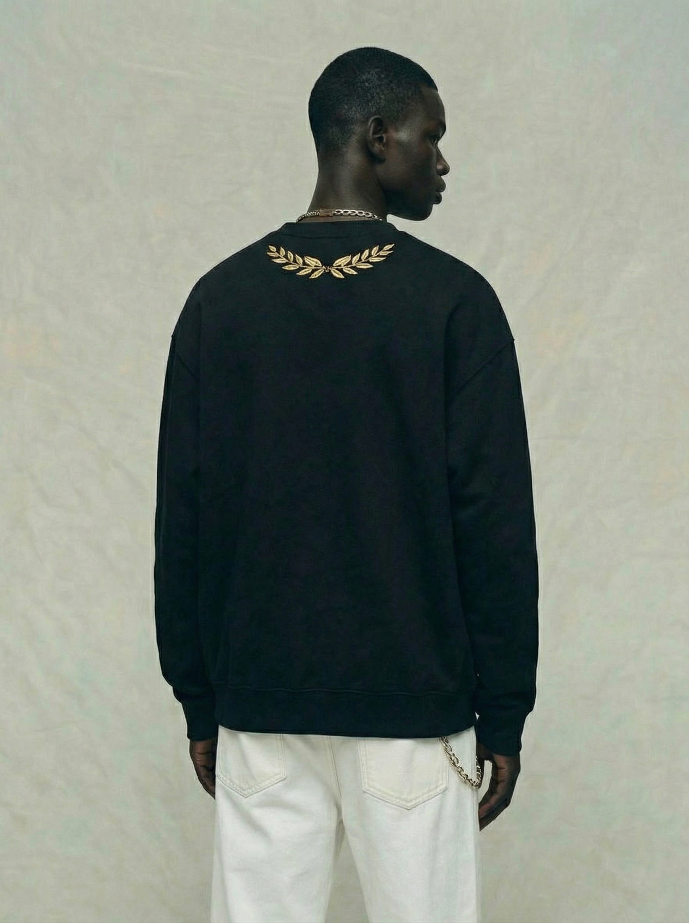 Ruina Crewneck