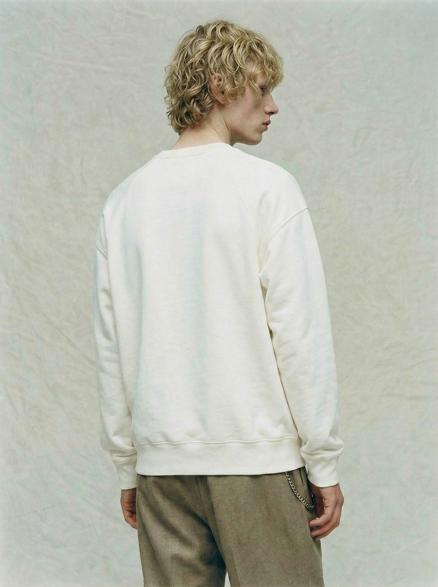 Manus Dei Crewneck