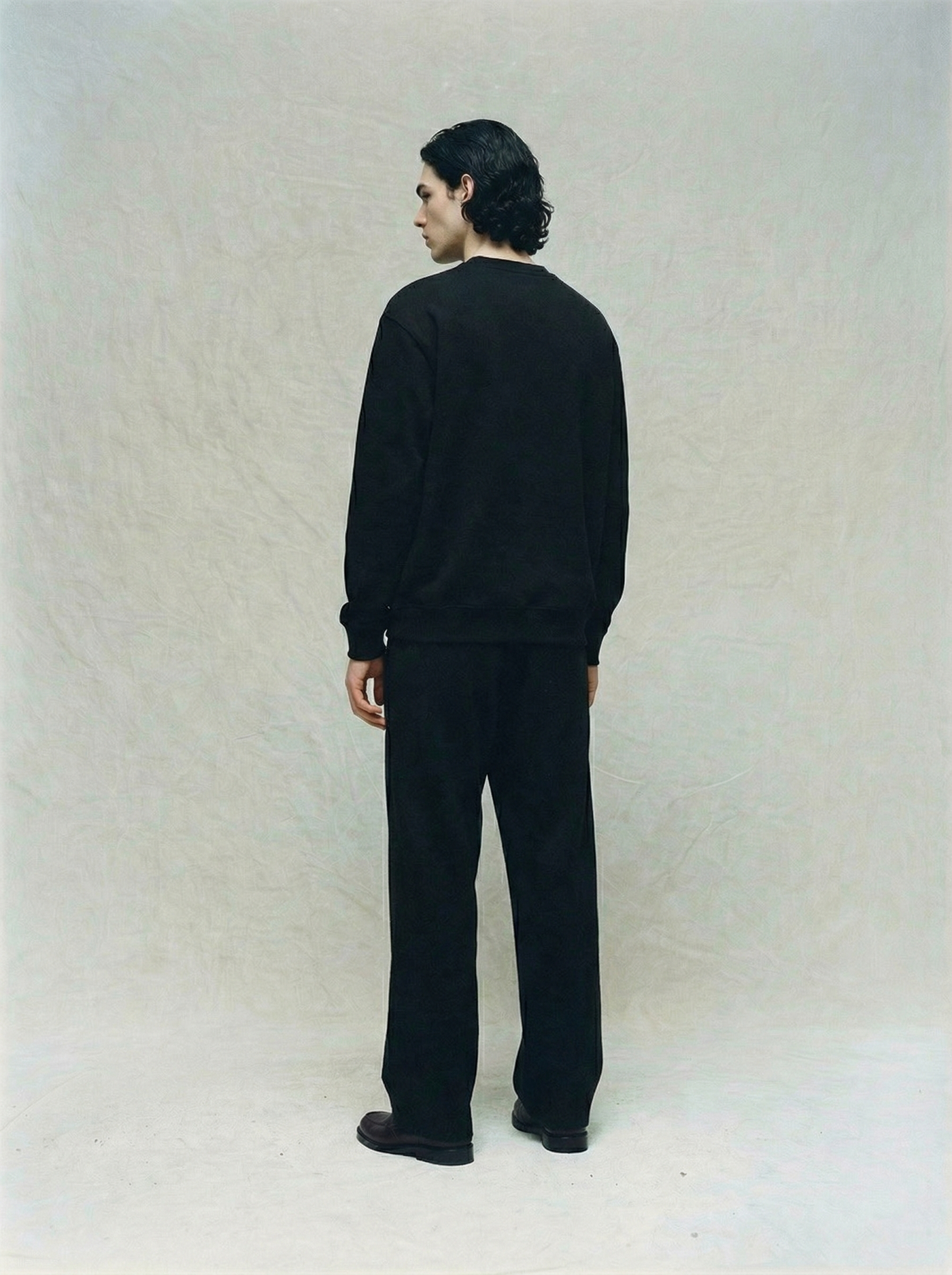 Manus Dei Crewneck