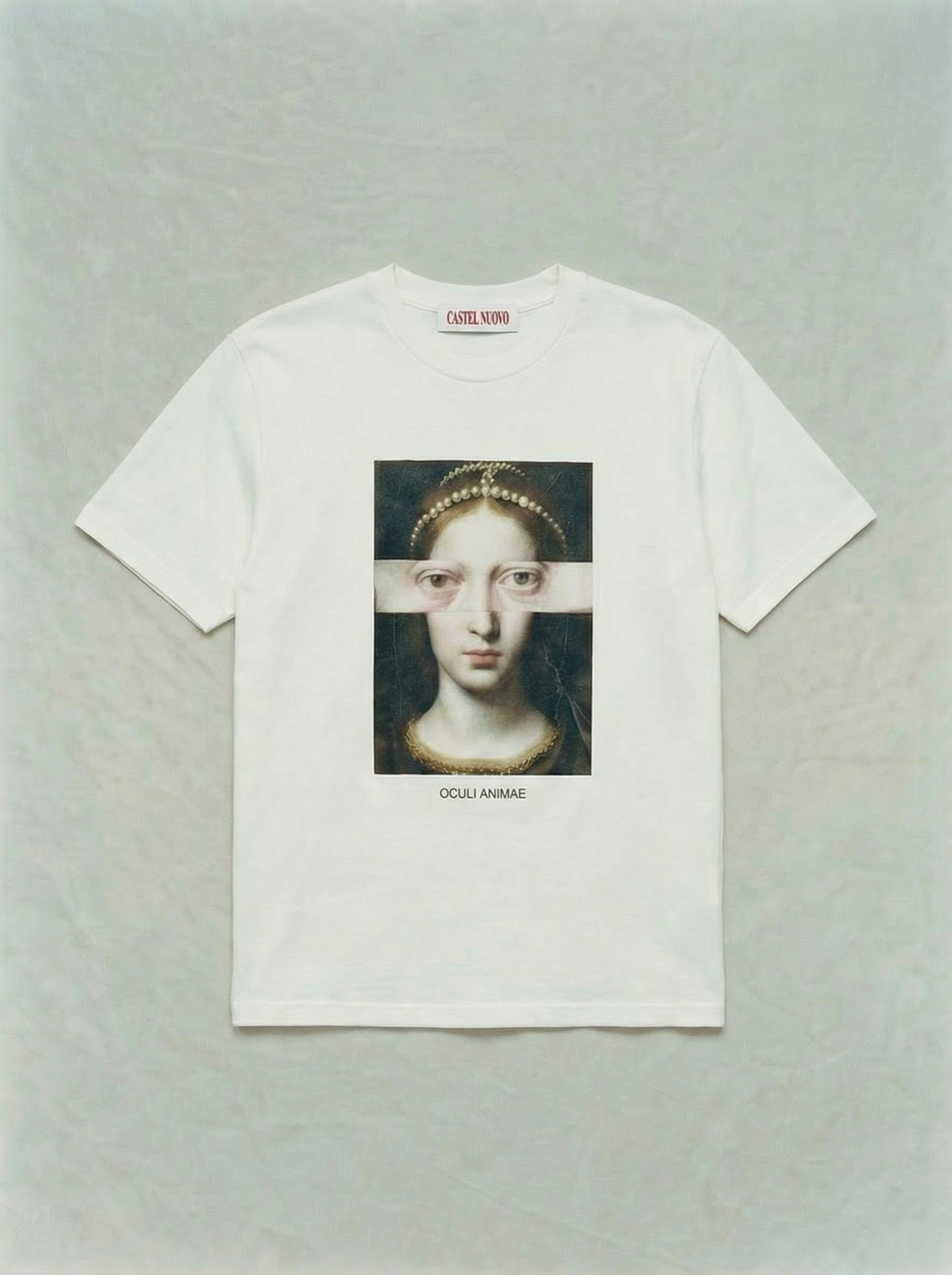 Vultus Tee